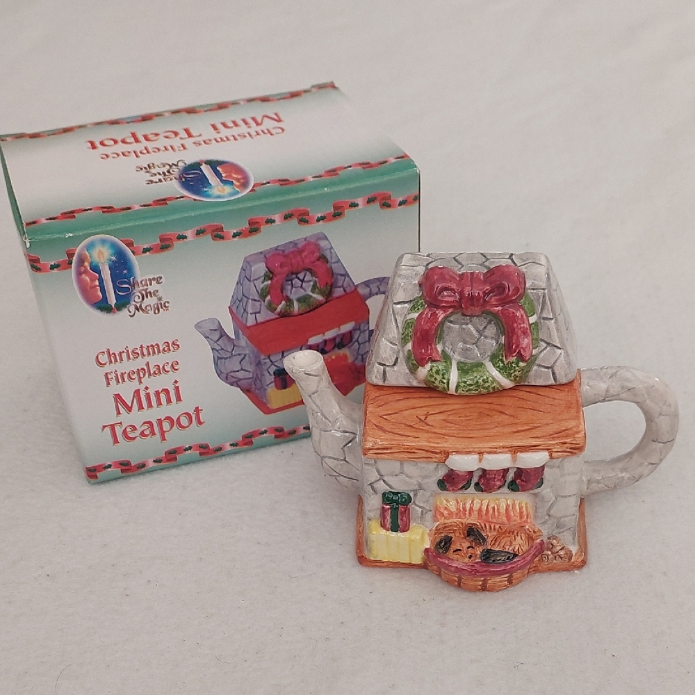 Christmas Fireplace Mini Ceramic Teapot - NIB